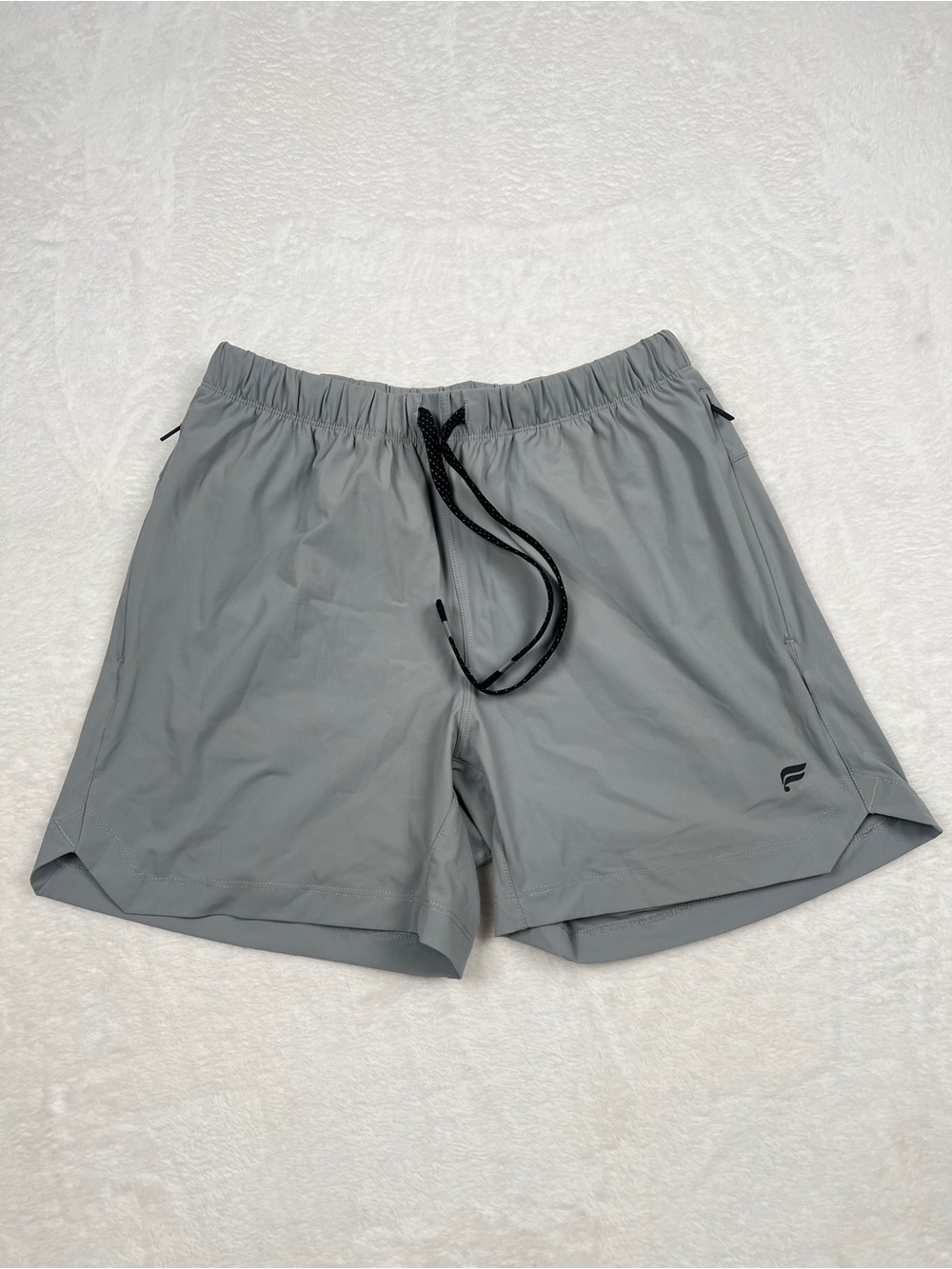 Fabletics The One Shorts 5” Unlined Light Gray Size S